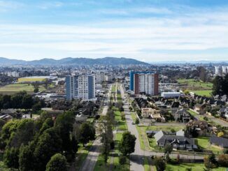 El sector inmobiliario chileno está viviendo una evolución inteligente, impulsada por una nueva generación de compradores e inversionistas que entienden que la sostenibilidad es un factor clave en la valorización de un proyecto.